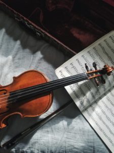 Violin music sheet